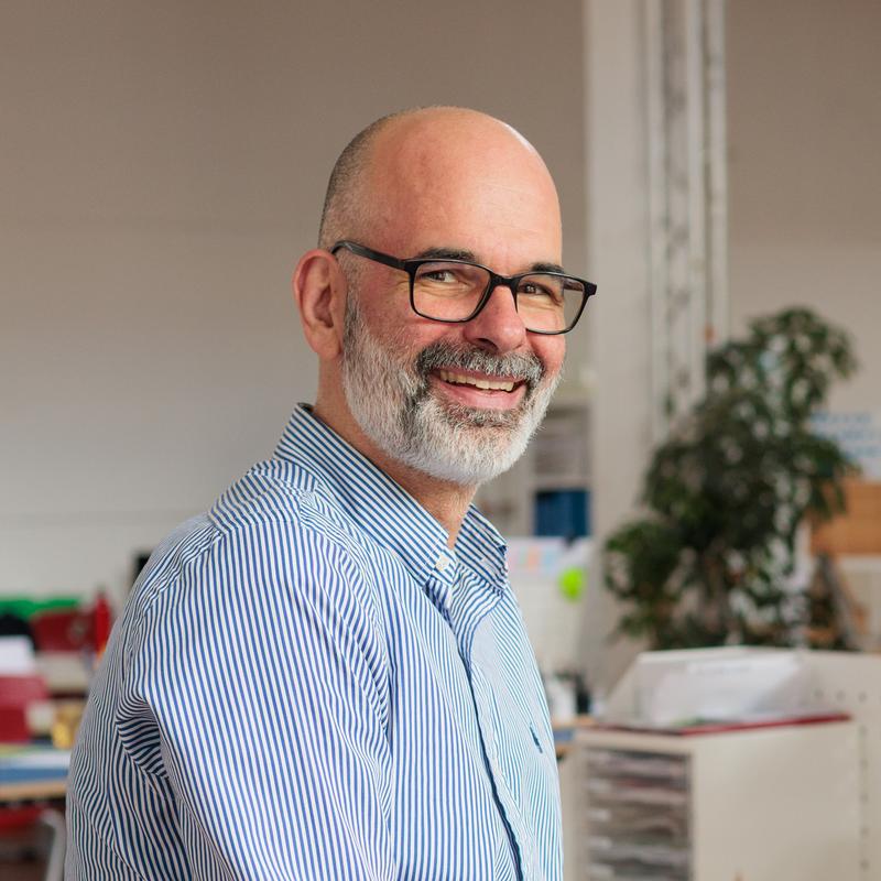  Oliver Steinlin